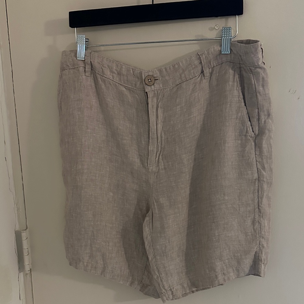 Daniel Heichter Men's Beige  Linen Shorts. Resort, Vacation, Beach